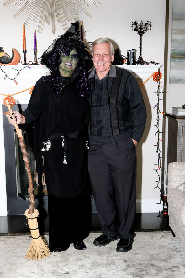 Meeting Place Mission Halloween Party_Morganton Community House 2019-9118.JPG